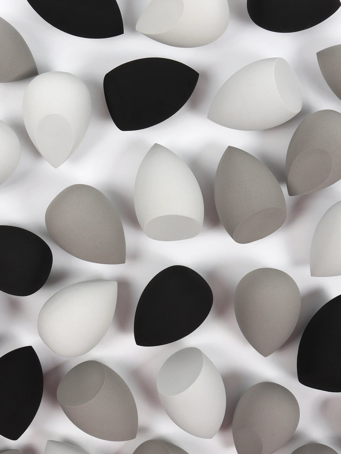25 Beauty Eggs (Makeup Sponges)