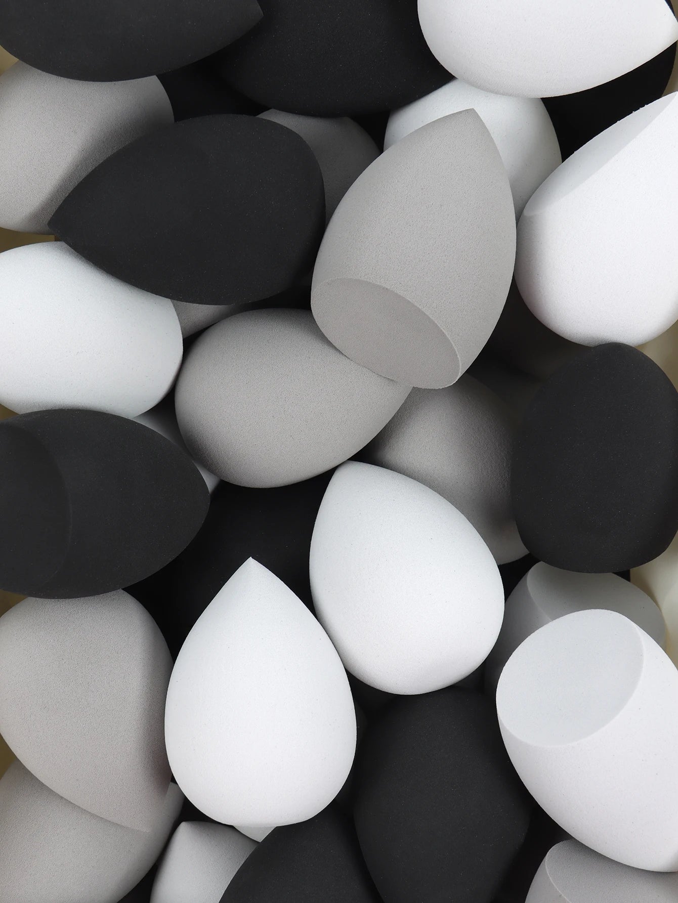 25 Beauty Eggs (Makeup Sponges)